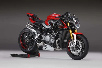 MV Agusta Brutale 1000 RR: Uma impressionante moto esportiva de 2020 em um design vermelho e preto marcante