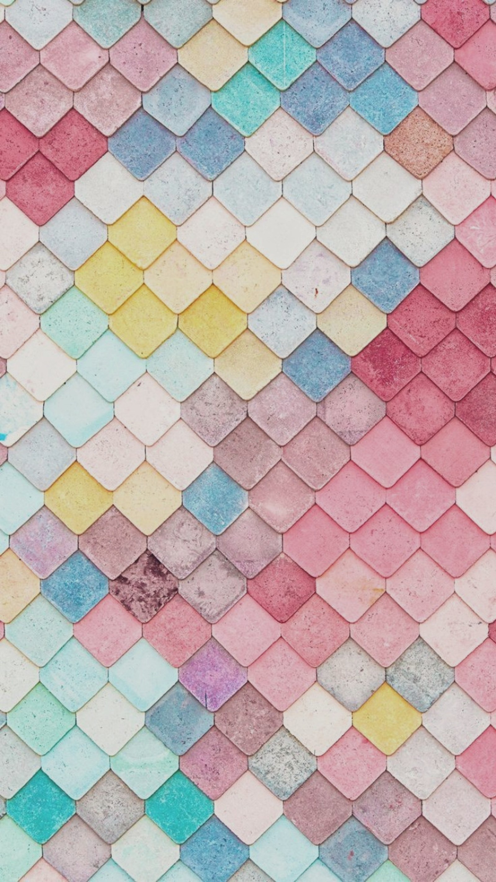 A close up of a colorful tiled wall with a pattern (aplicaciones, cajon, colores, fondo, hd)