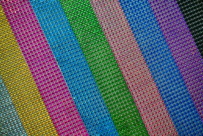 Motifs textiles symétriques en couleurs vives