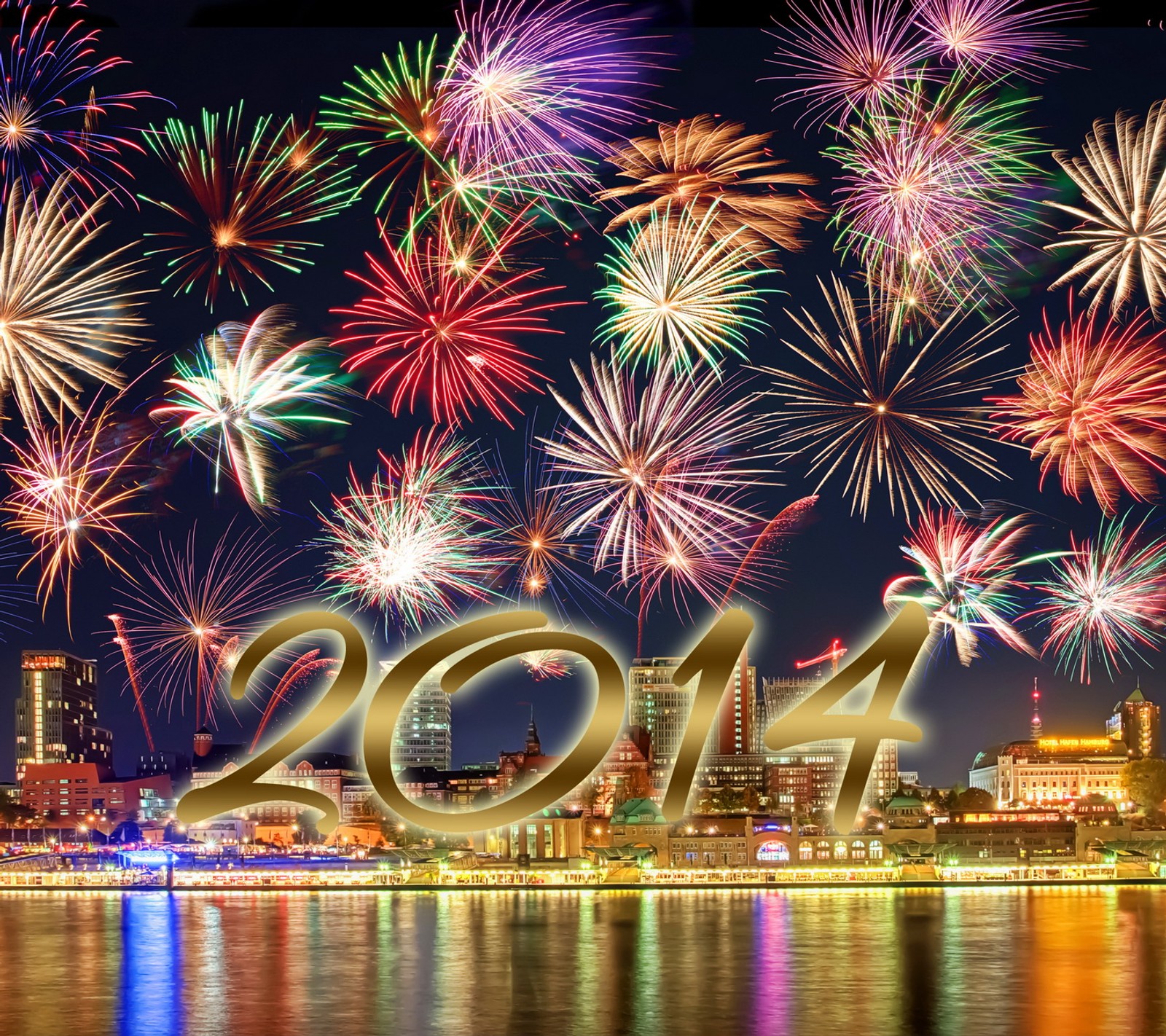 Feuerwerke leuchten über die skyline der stadt und das wasser (2014, bunt, feuerwerk, glücklich, neues jahr)