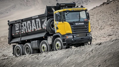 Scania AB Caminhão pesado em terreno acidentado