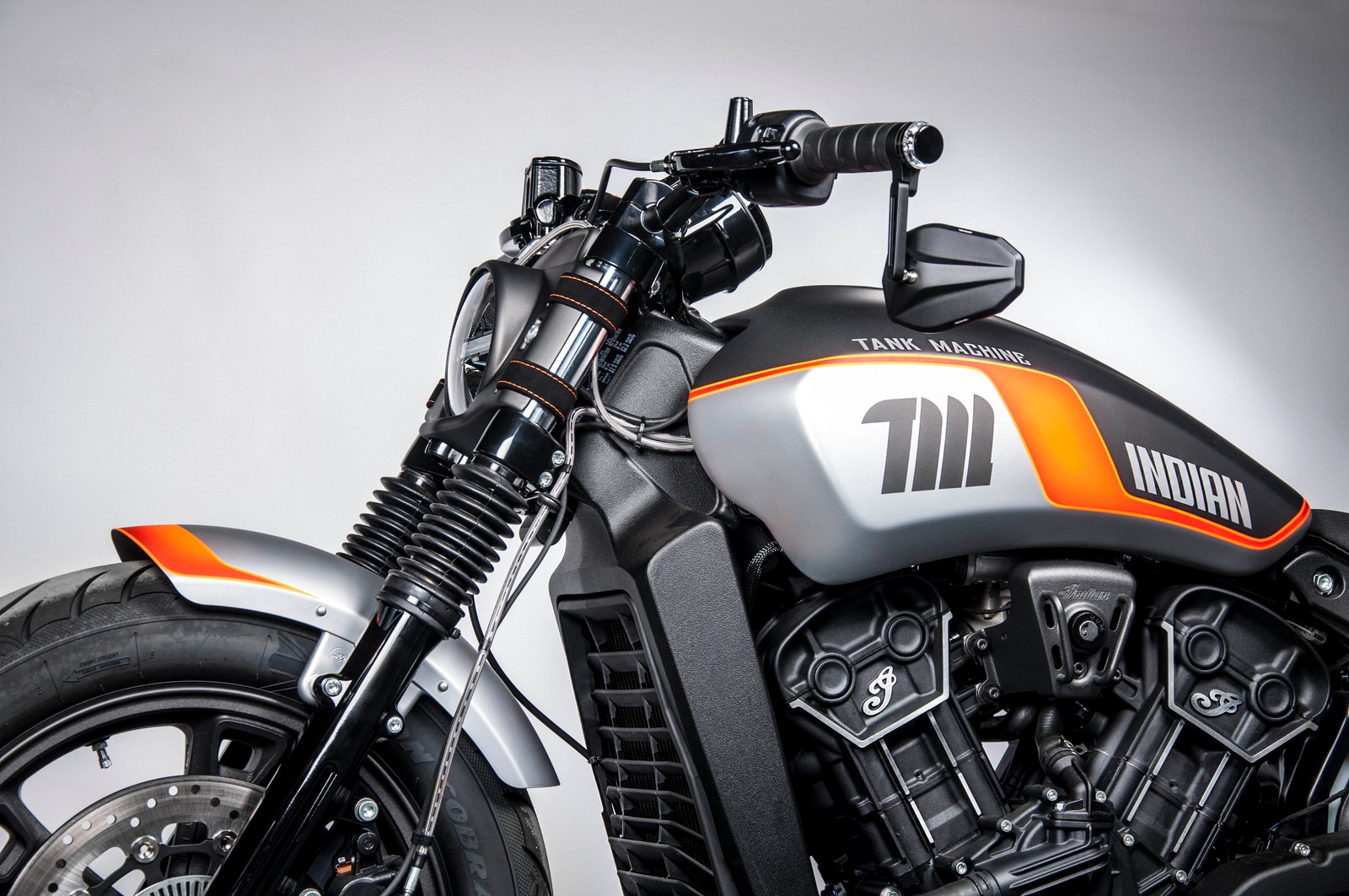 Téléchargez le fond d'écran indian motorcycles scout bobber soixante néon, machine de char, édition limitée, 2021, vélos