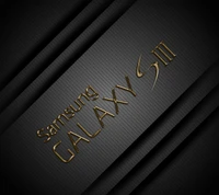 Logotipo do Samsung Galaxy SIII em um fundo metálico preto com acentos dourados