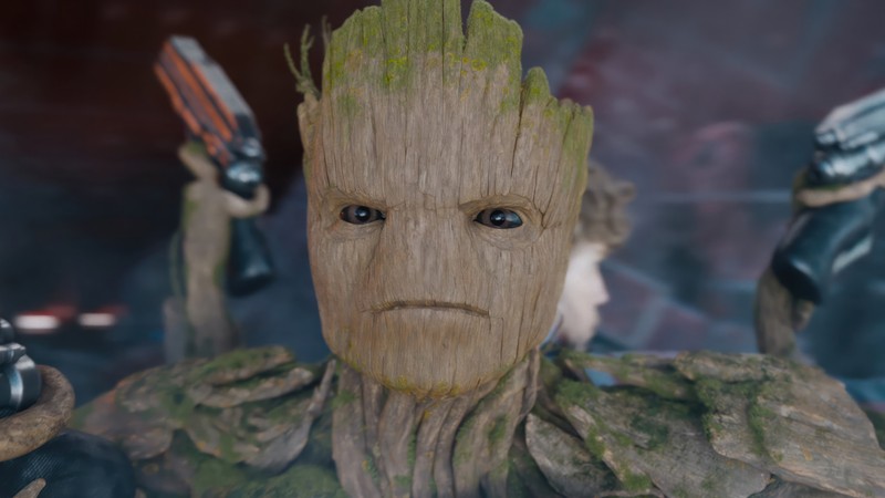 Крупный план грутера с камерой в руке (грут, groot, стражи галактики том 3, guardians of the galaxy vol 3, фильм)