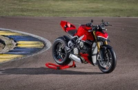 Ducati Streetfighter V4 S: Diseño audaz se encuentra con rendimiento en la pista