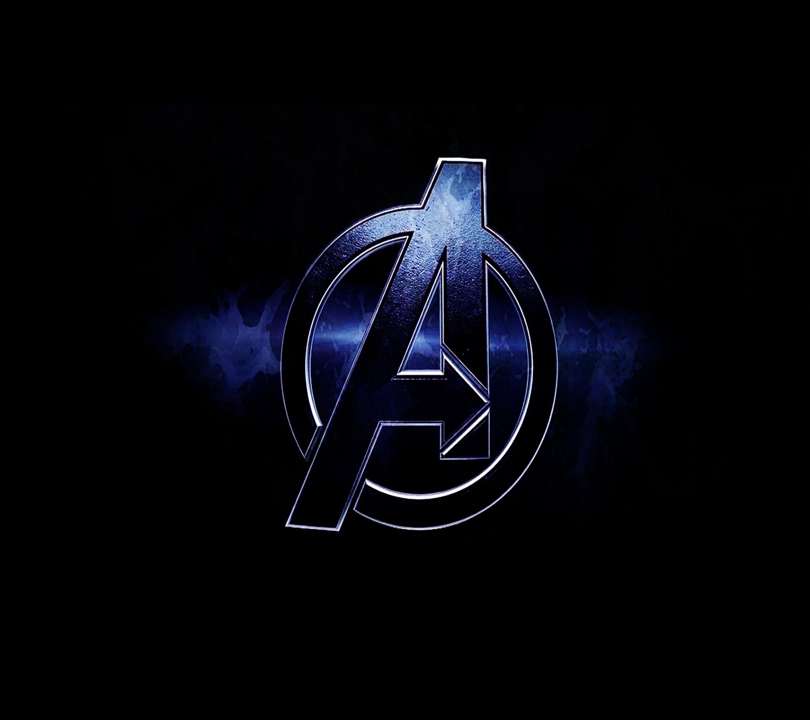 Логотип мстителей на черном фоне с дымом, выходящим из него (avenger logo, логотип)