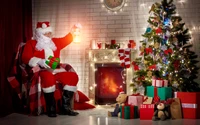 Santa Claus junto a un árbol de Navidad decorado festivamente con regalos y una acogedora chimenea