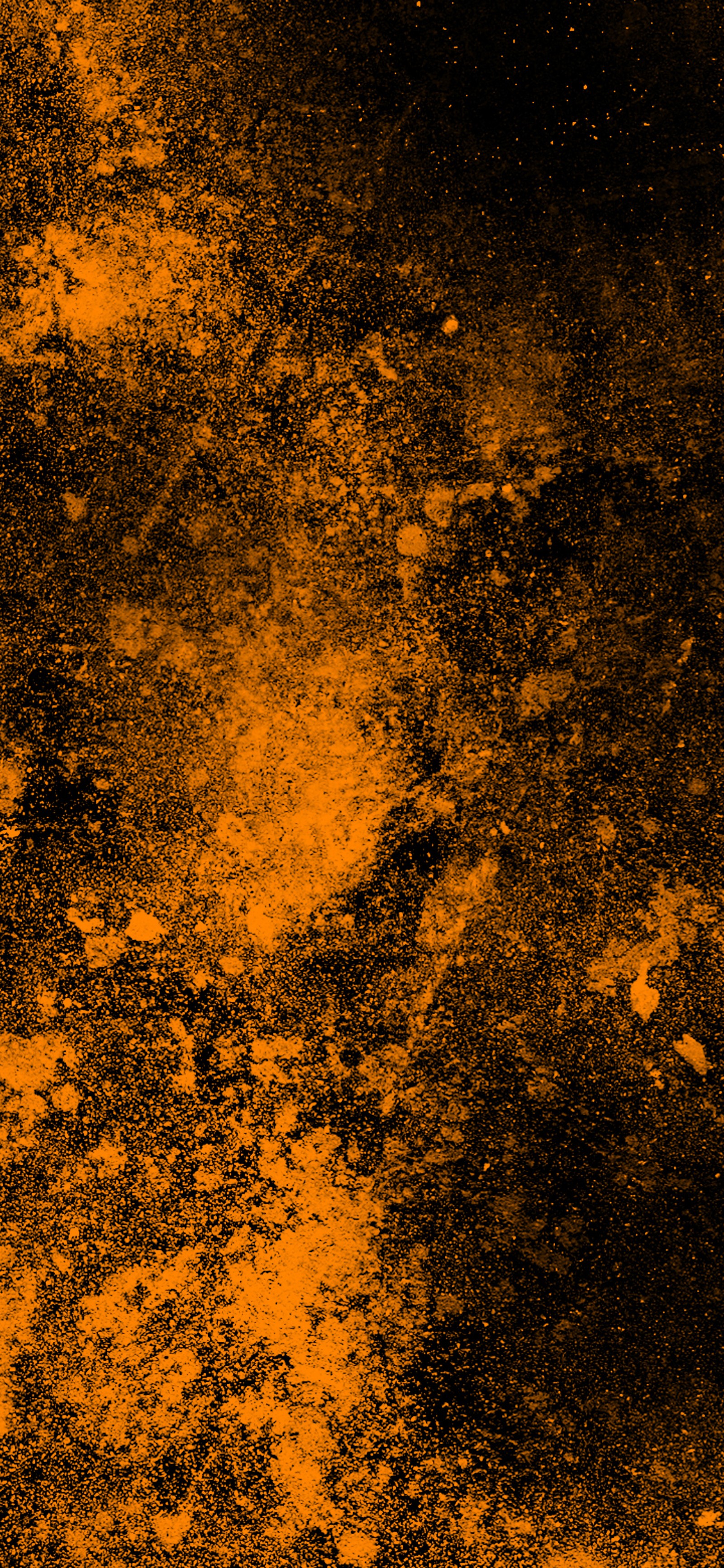 Image arabesque d'un fond noir et orange avec une bouche d'incendie blanche (orange, grunge, iphone, iphone x, abstrait)