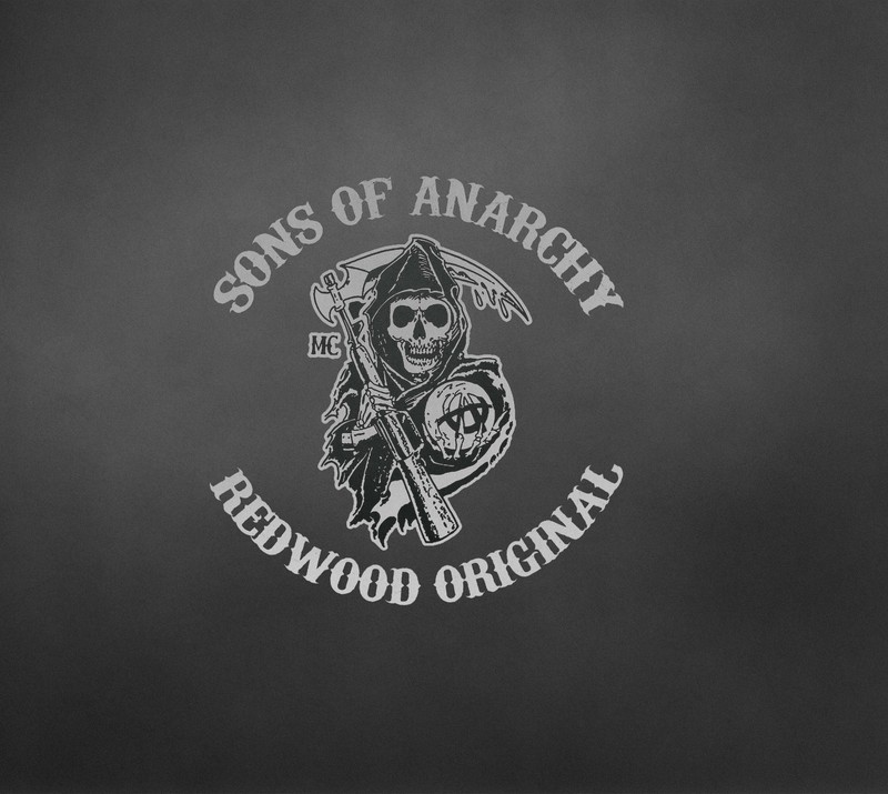 Логотип sons of anarchy на черном фоне (анархия, байкер, мк, mc, оригинал)