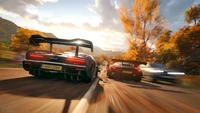 Derrapes épicos en Forza Horizon: Supercoches compiten en una carretera abierta