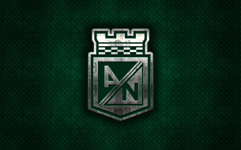 Зеленый и серебряный эмблема на зеленом фоне (атлетико насьональ, atletico nacional, клуб, колумбийский, эмблема)