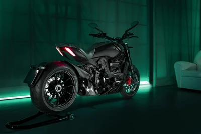 2022 Дукати XDiavel Нера: Ограниченная серия спортивного круизера с элегантным черным дизайном