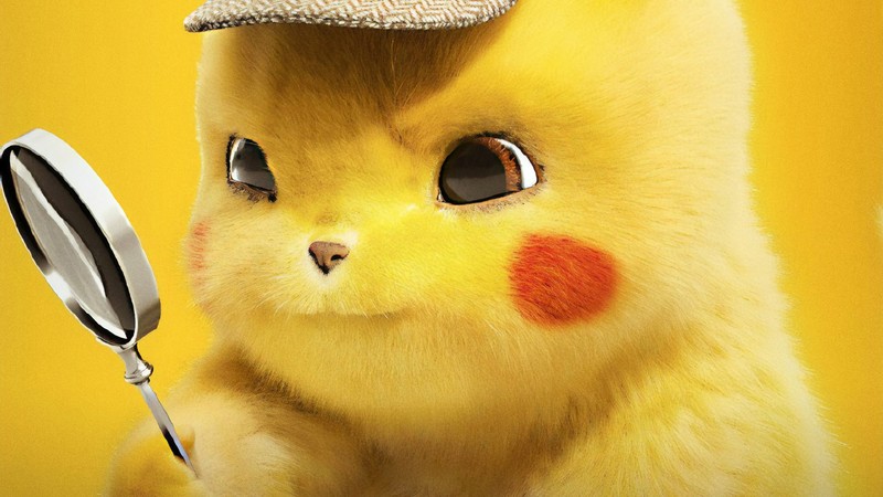 Покемон пикачу смотрит в зеркало в шляпе (покемон детектив пикачу, pokemon detective pikachu, детектив пикачу, detective pikachu, фильм)