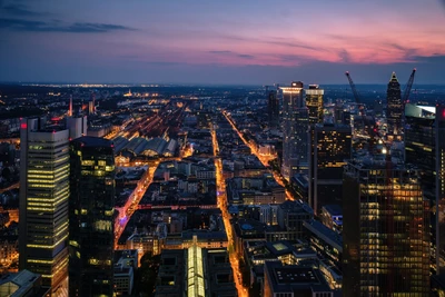 Skyline de Frankfurt ao crepúsculo: Um vislumbre da tranquilidade urbana