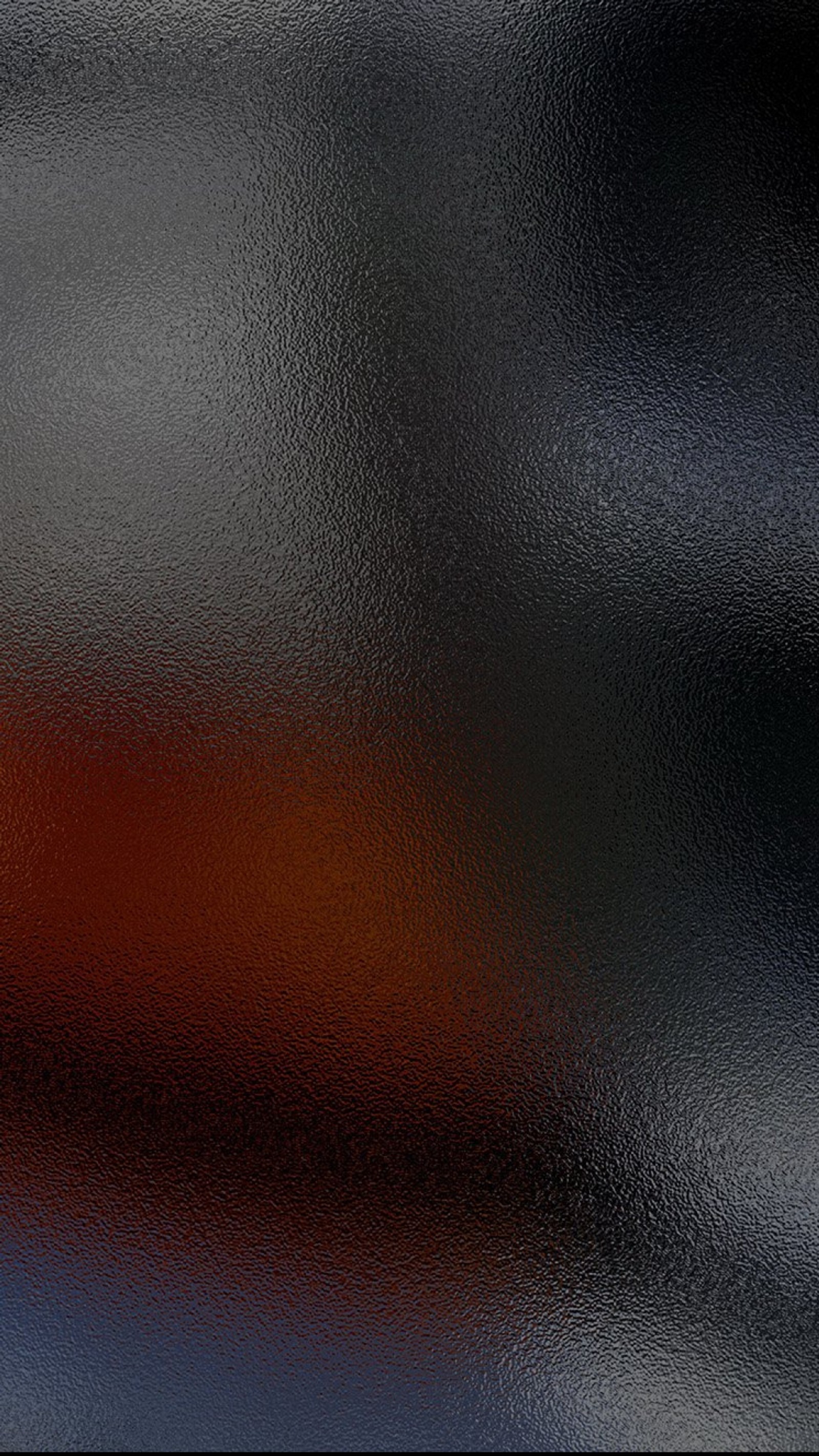 Close-up de um objeto preto e vermelho com um fundo desfocado (abstrato, design artístico, beleza, névoa, cinza)