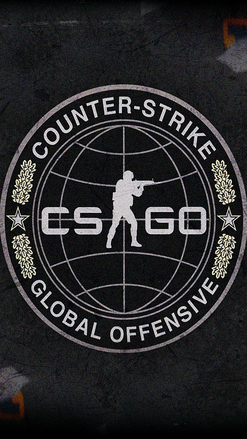 Размытое изображение логотипа counter strike на черной футболке (лучший, прицельная метка, csgo, всегда, игра)