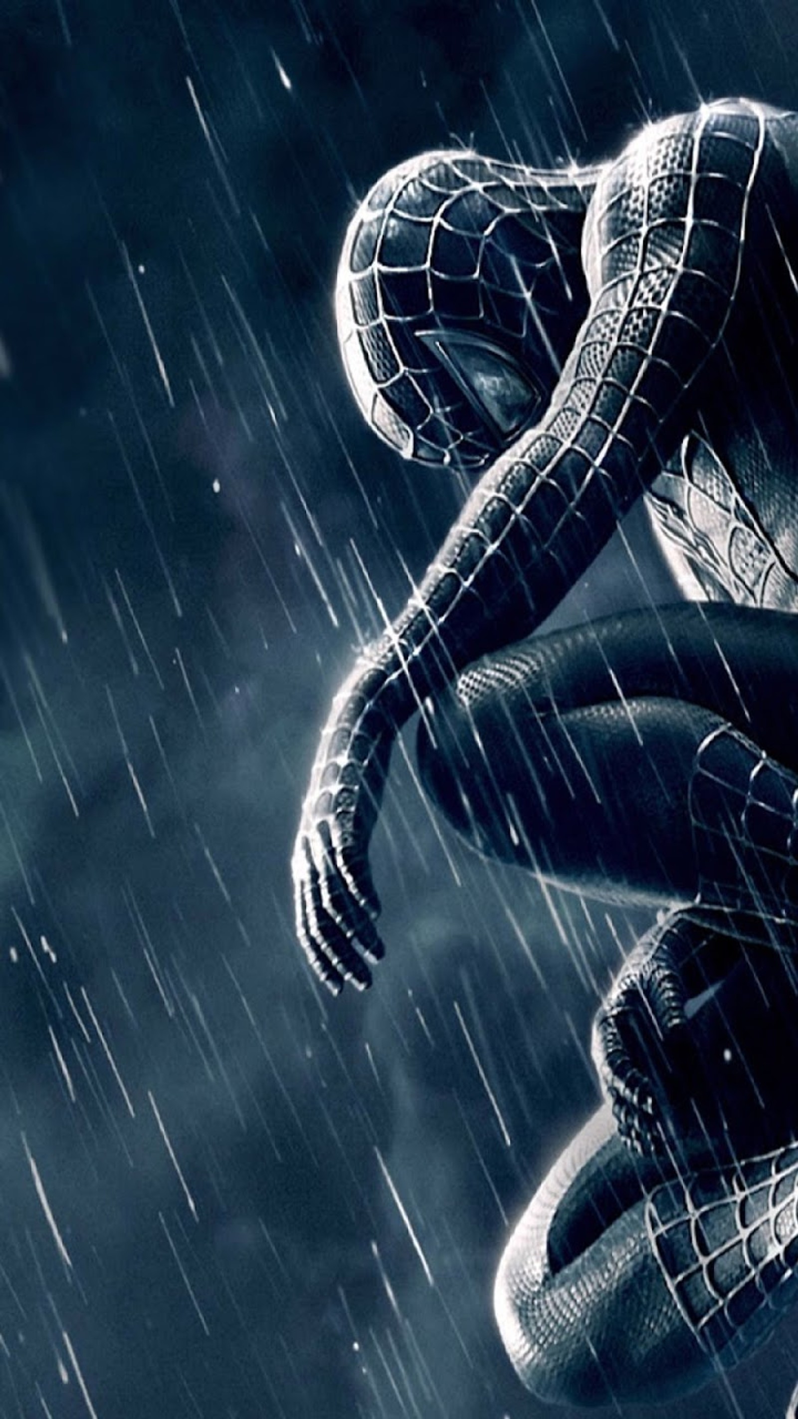 Spider-man sous la pluie les bras écartés (noir, spider man 3)