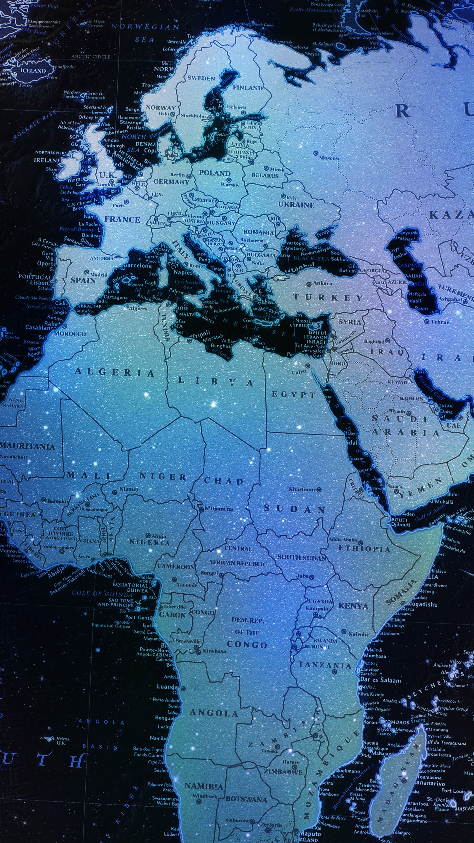 Mapa araf do mundo com um brilho azul (água, recursos hídricos, atmosfera, mundo, líquido)