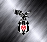 Logo BJK: Emblema del Águila Negra sobre Fondo Metálico