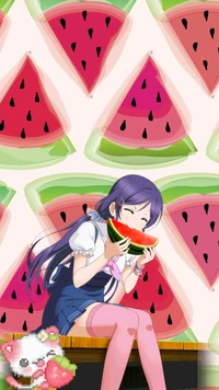 Nozomi Tojo disfrutando de sandía en un fondo juguetón