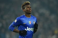 Pogba en maillot de la Juventus pendant un match