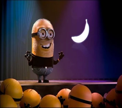 Minion apresentando uma banana a um público entusiasmado