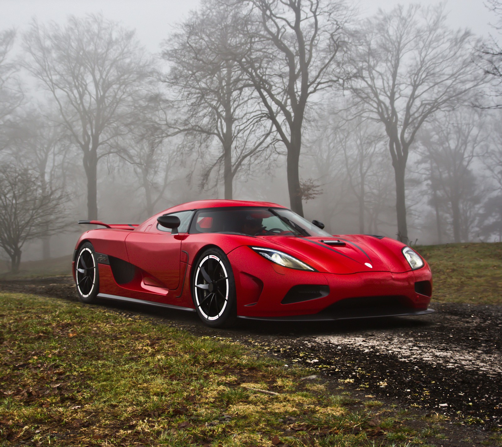 Baixar papel de parede koenigsegg, red colour