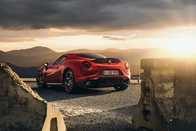 Alfa Romeo 4C: Um deslumbrante carro esportivo contra um fundo dramático de céu