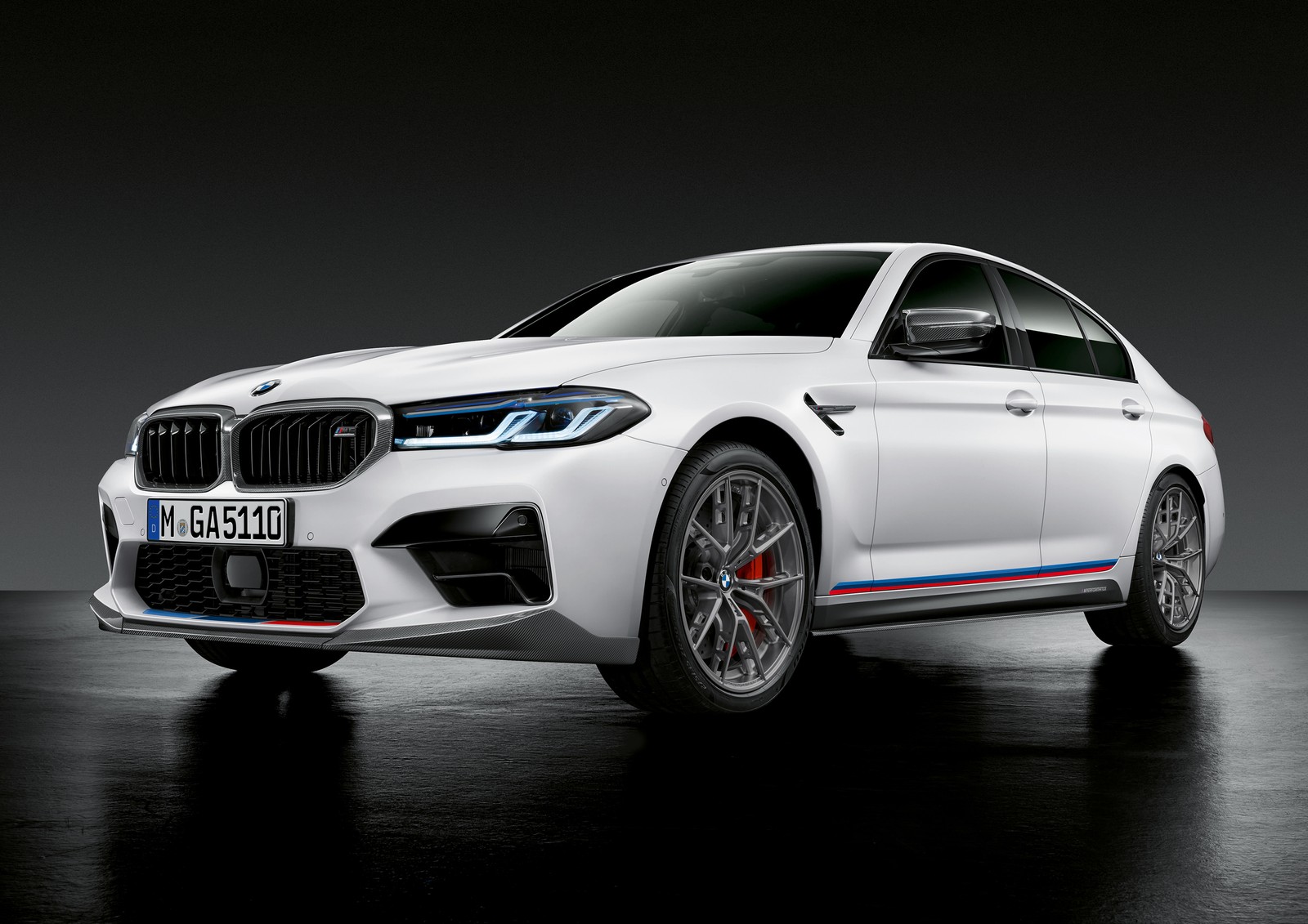 Скачать bmw m5 competition, запчасти bmw m performance, 2020, машины, обои 4k бесплатно